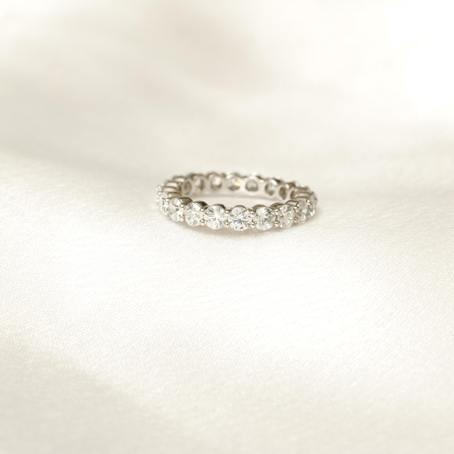 Round Diamond Eternity Band Ring