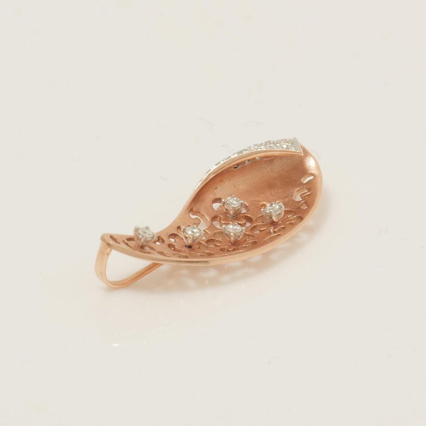 Floral Filigree Natural Diamond Pendant