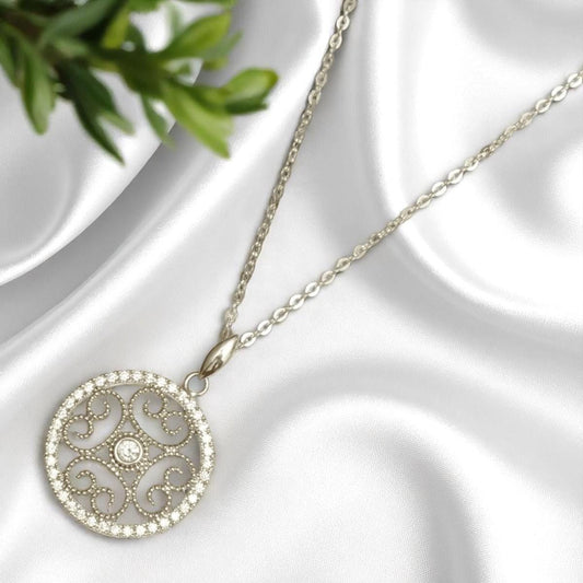 Floral Filigree Diamond Pendant Necklace