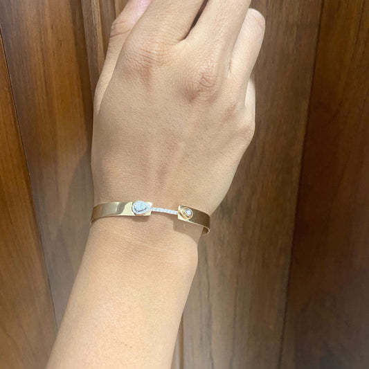 Teardrop Bridge Diamond Bangle