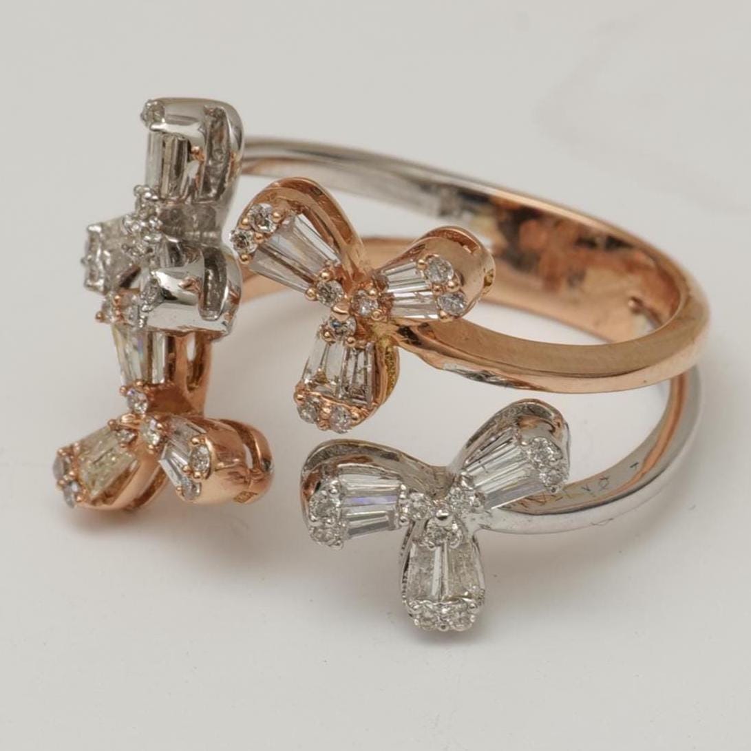 Flower Natural Diamond Split Shank Ring