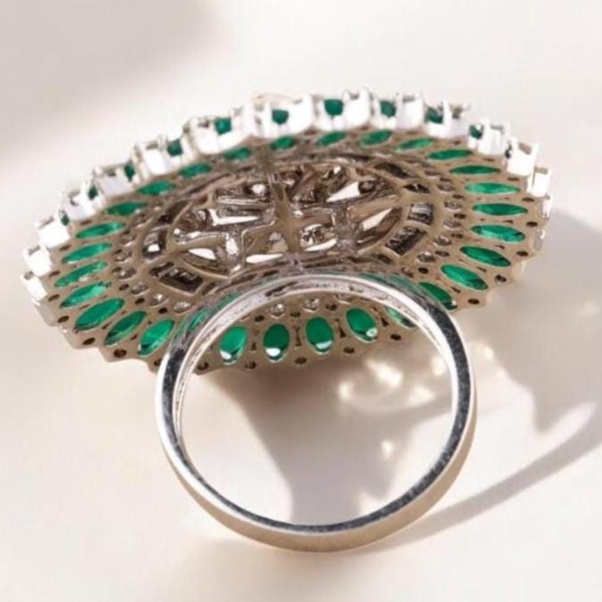 Emerald Flower Diamond Ring