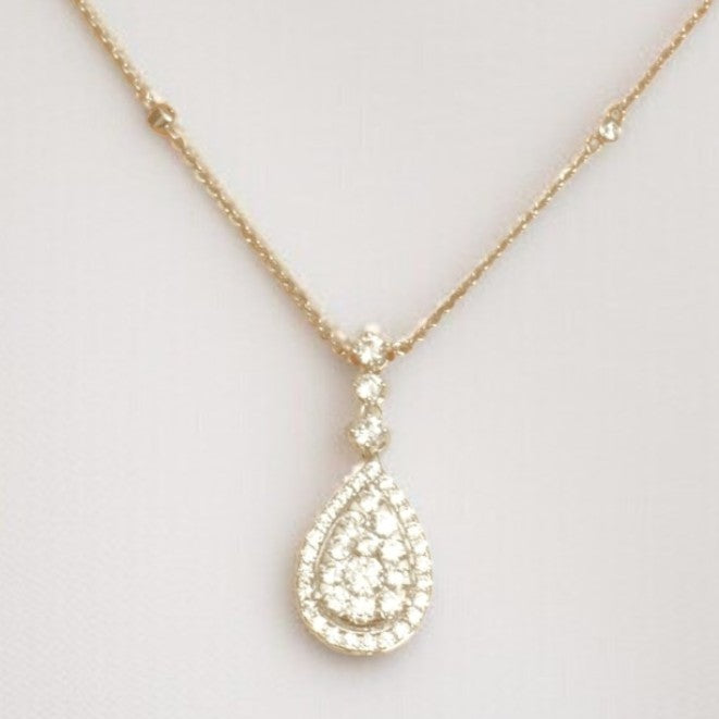 STATEMENT NECKLACE