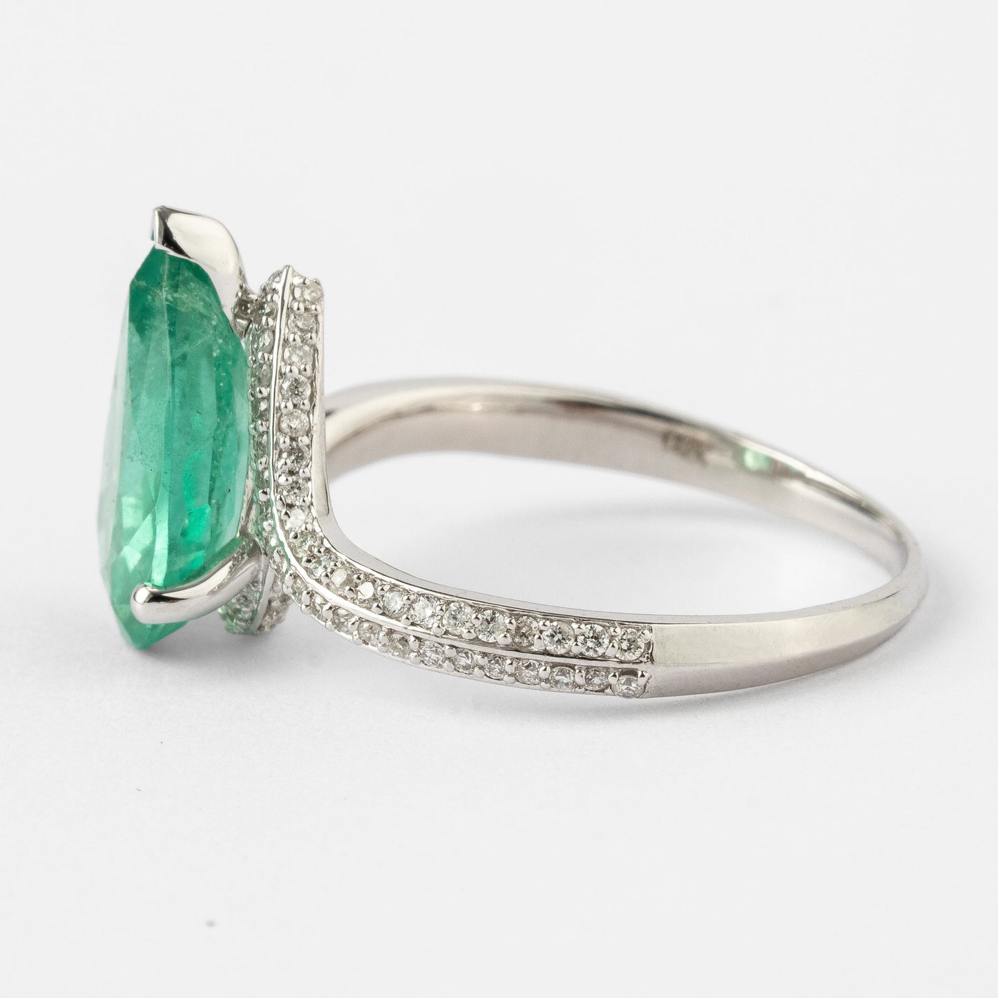 Pear Emerald Diamond Ring