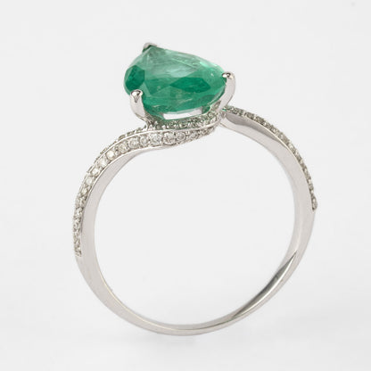 Pear Emerald Diamond Ring