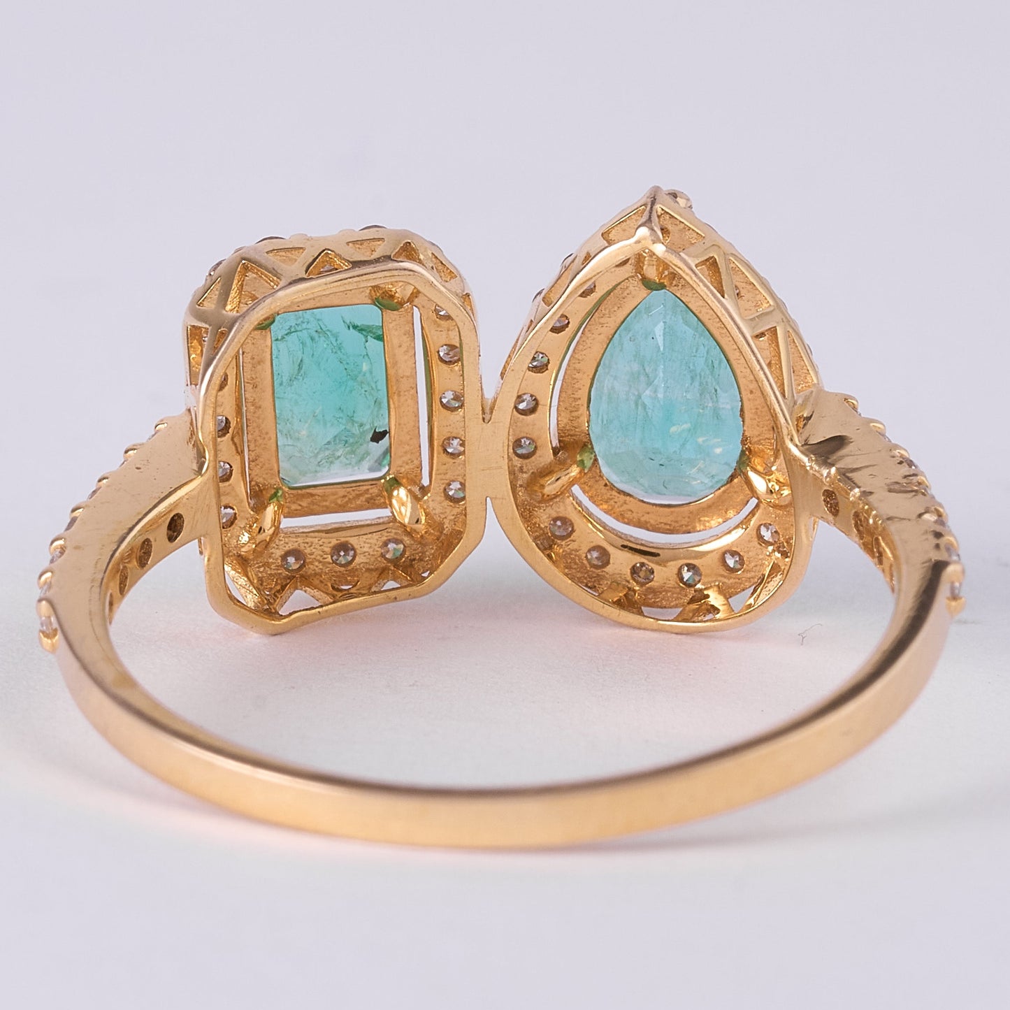 Toi et Moi Emerald Diamond Ring