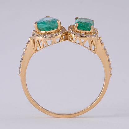 Toi et Moi Emerald Diamond Ring