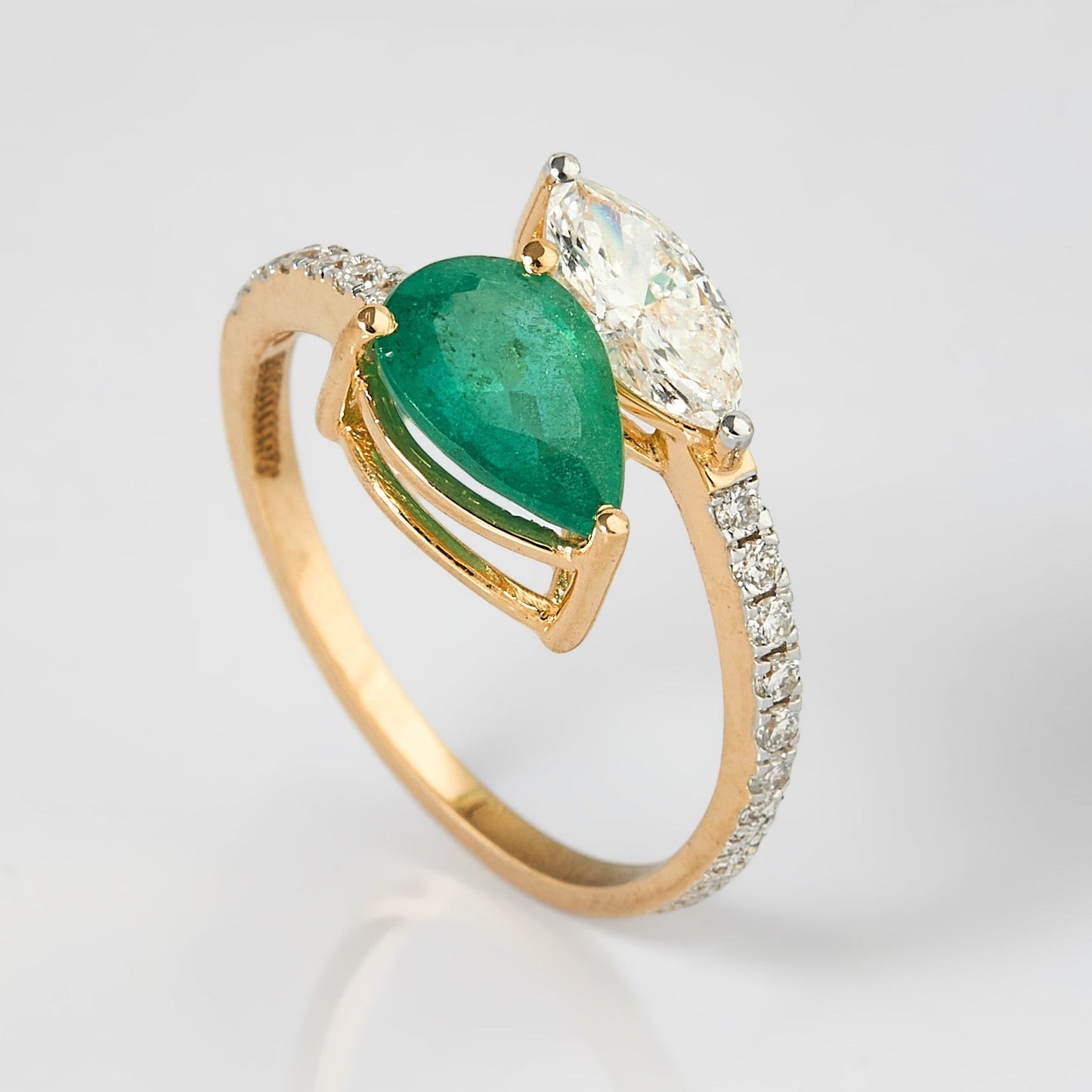 Pear Emerald Diamond Ring