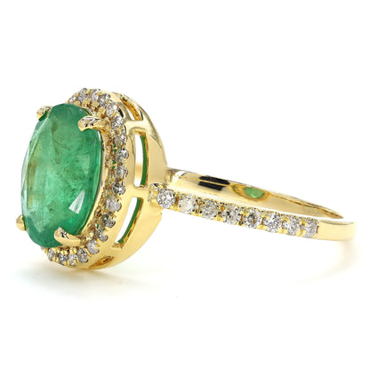 Oval Emerald Ring