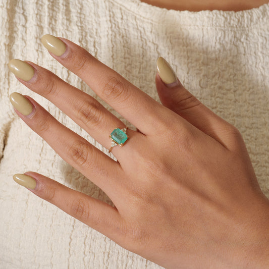 Emerald Diamond Ring