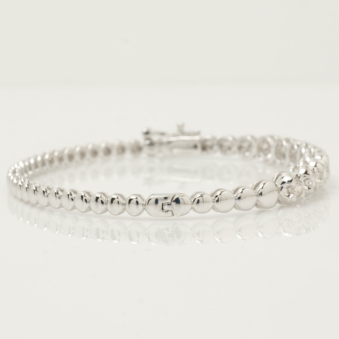 Solitaire Diamond Bracelet In 14kt Solid Gold