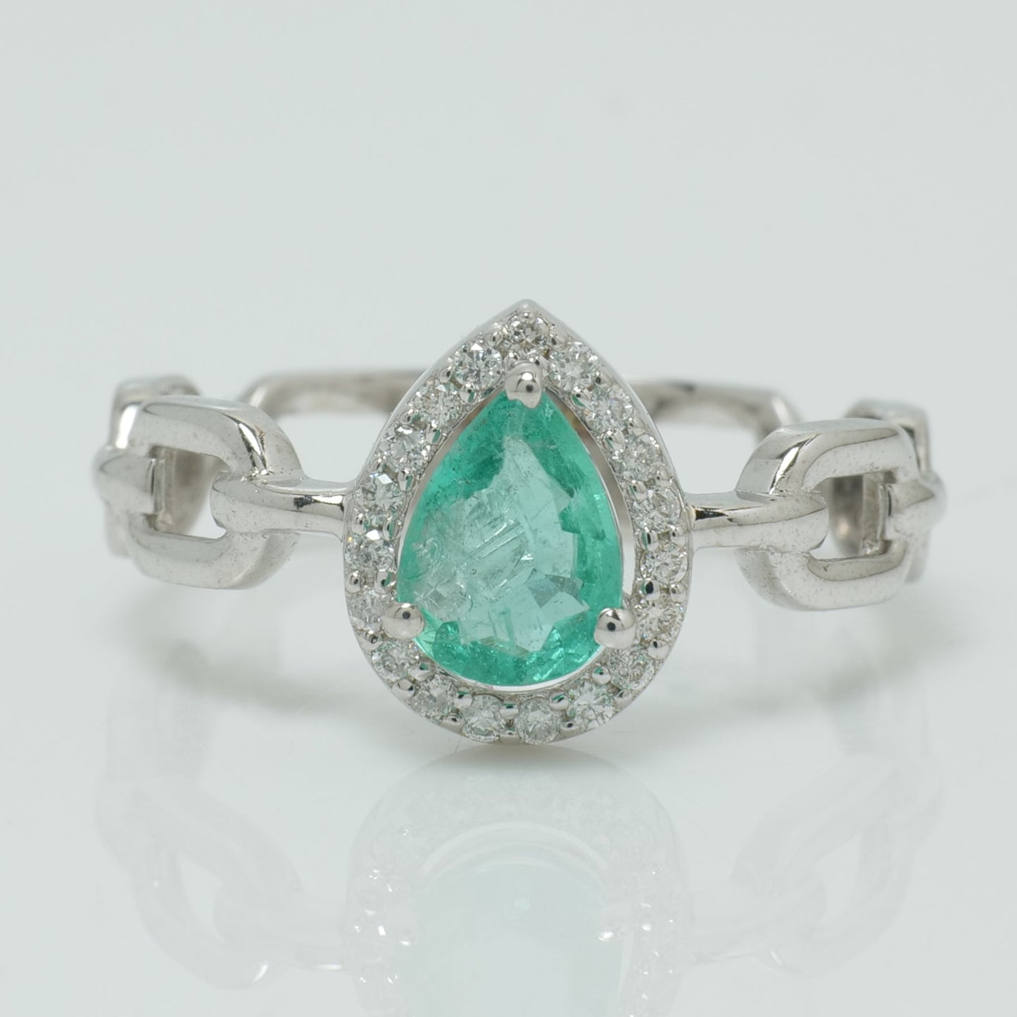 Pear Emerald Halo Chain Link Ring
