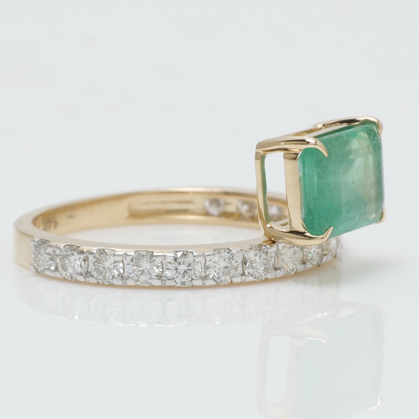 Natural Emerald Diamond Band Ring
