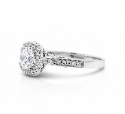 Halo square-shaped lab diamond engagement ring in solid gold