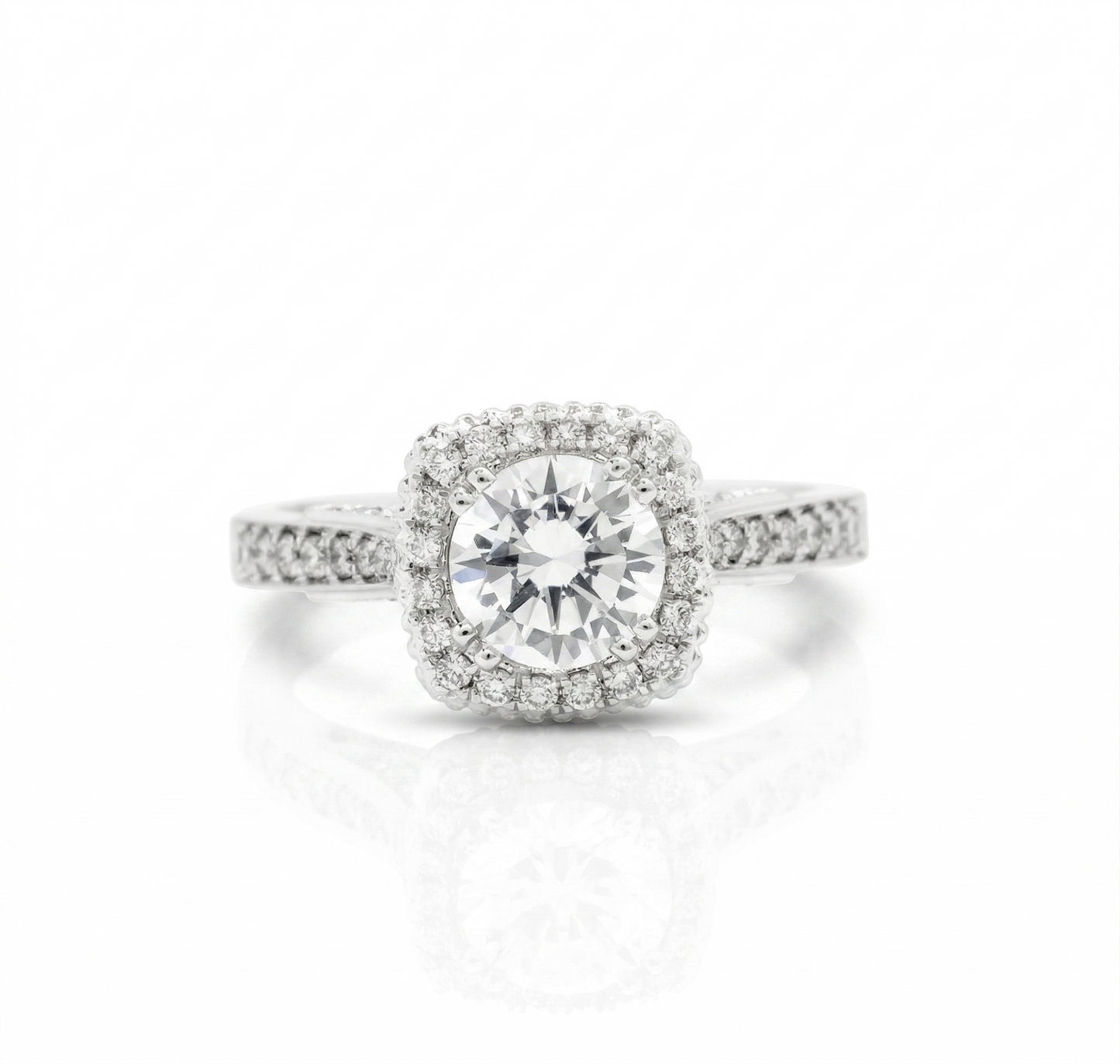 Halo square-shaped lab diamond engagement ring in solid gold