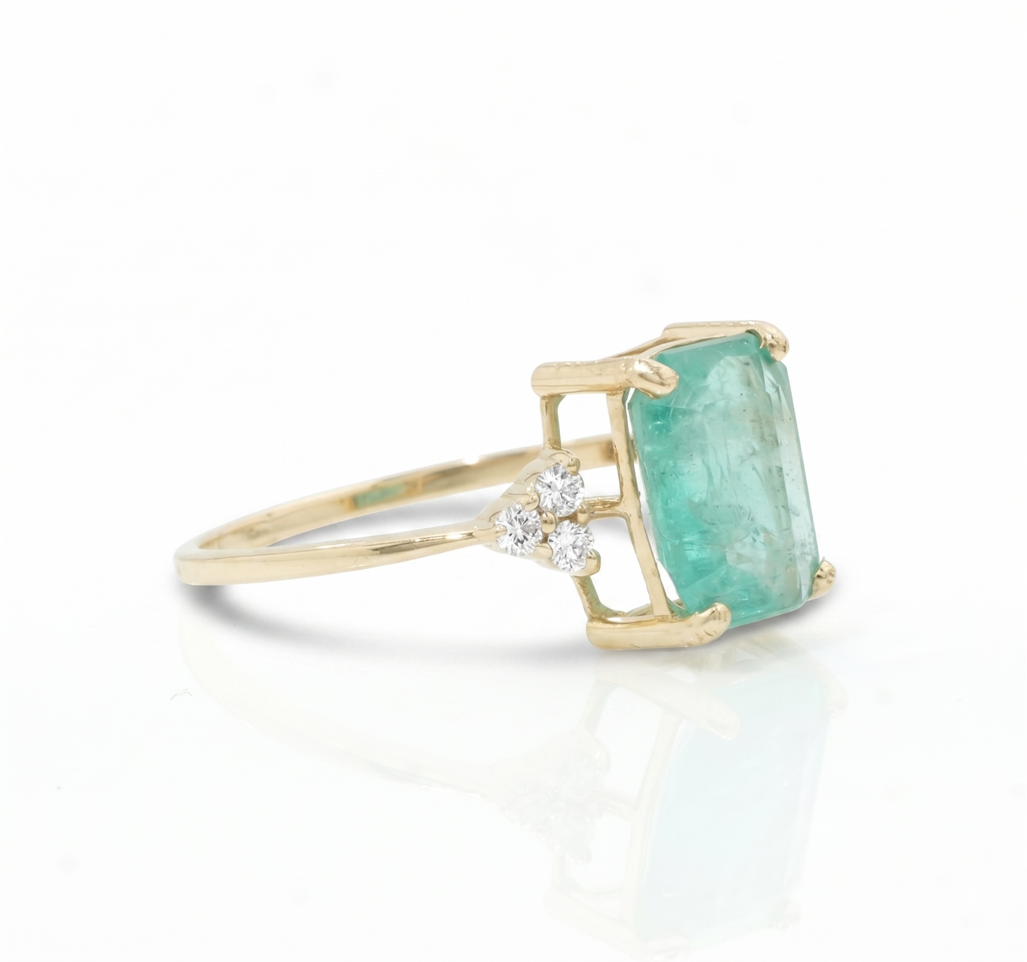 Emerald Diamond Ring