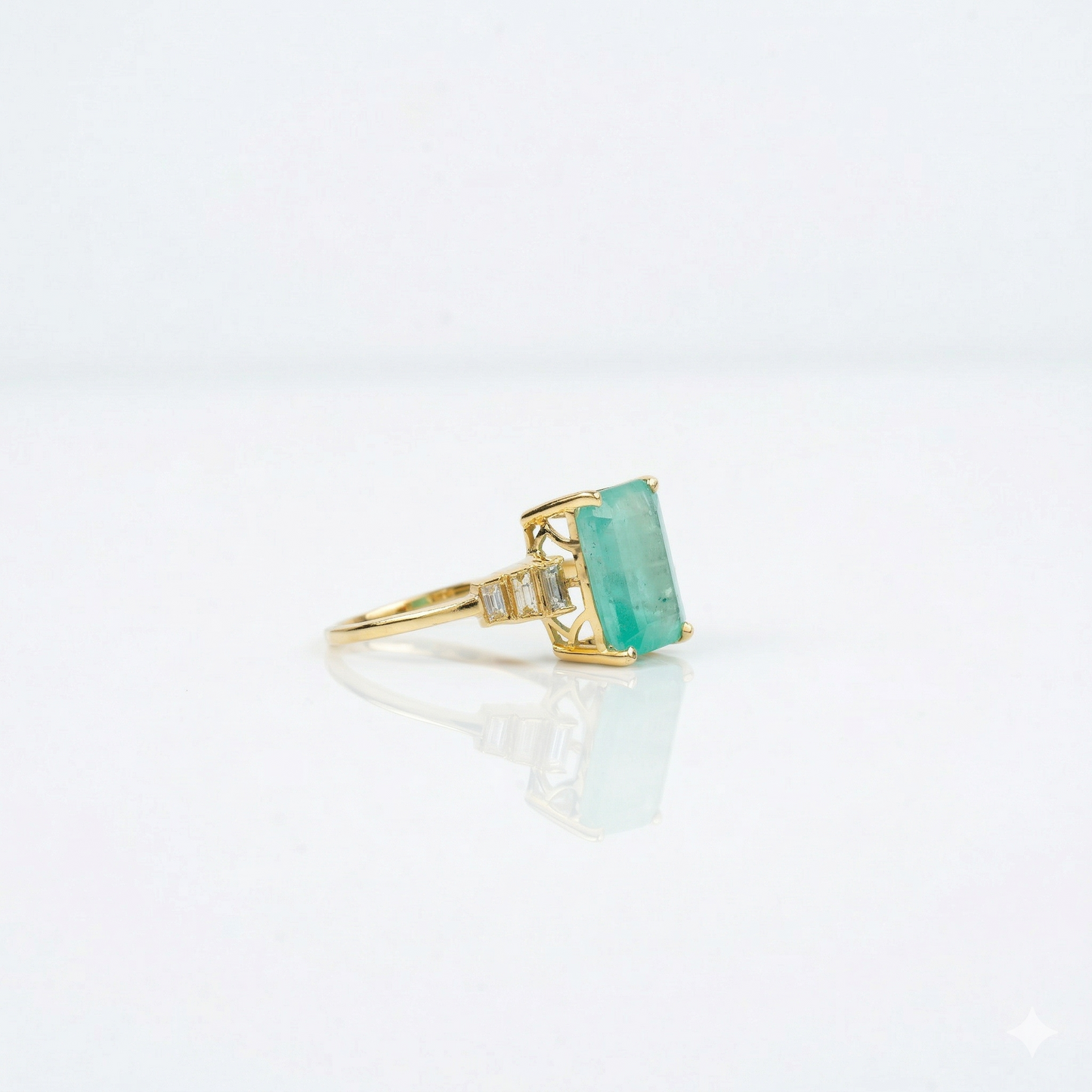 Emerald Cut Diamond Ring