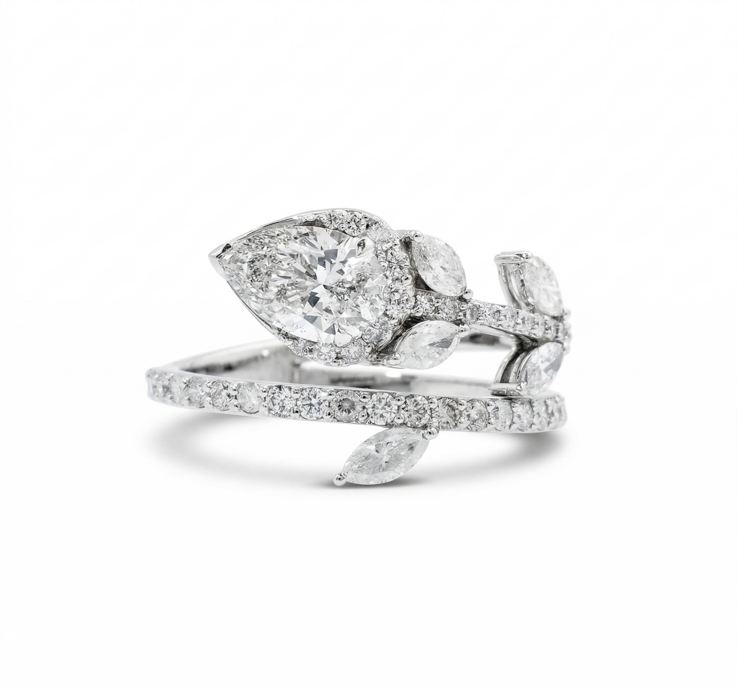 Pear Natural Diamond Leaf Ring - Nature-Inspired Statement
