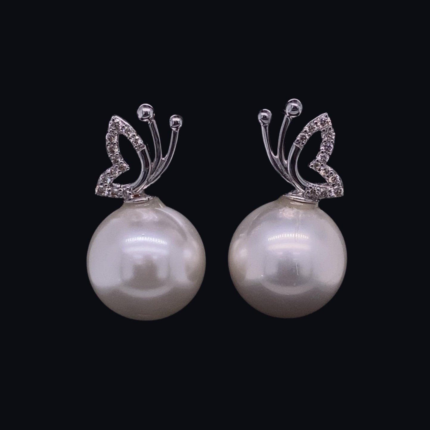Butterfly Pearl Natural Diamonds Stud Earrings