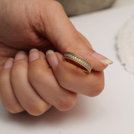 Round Diamond Band Ring