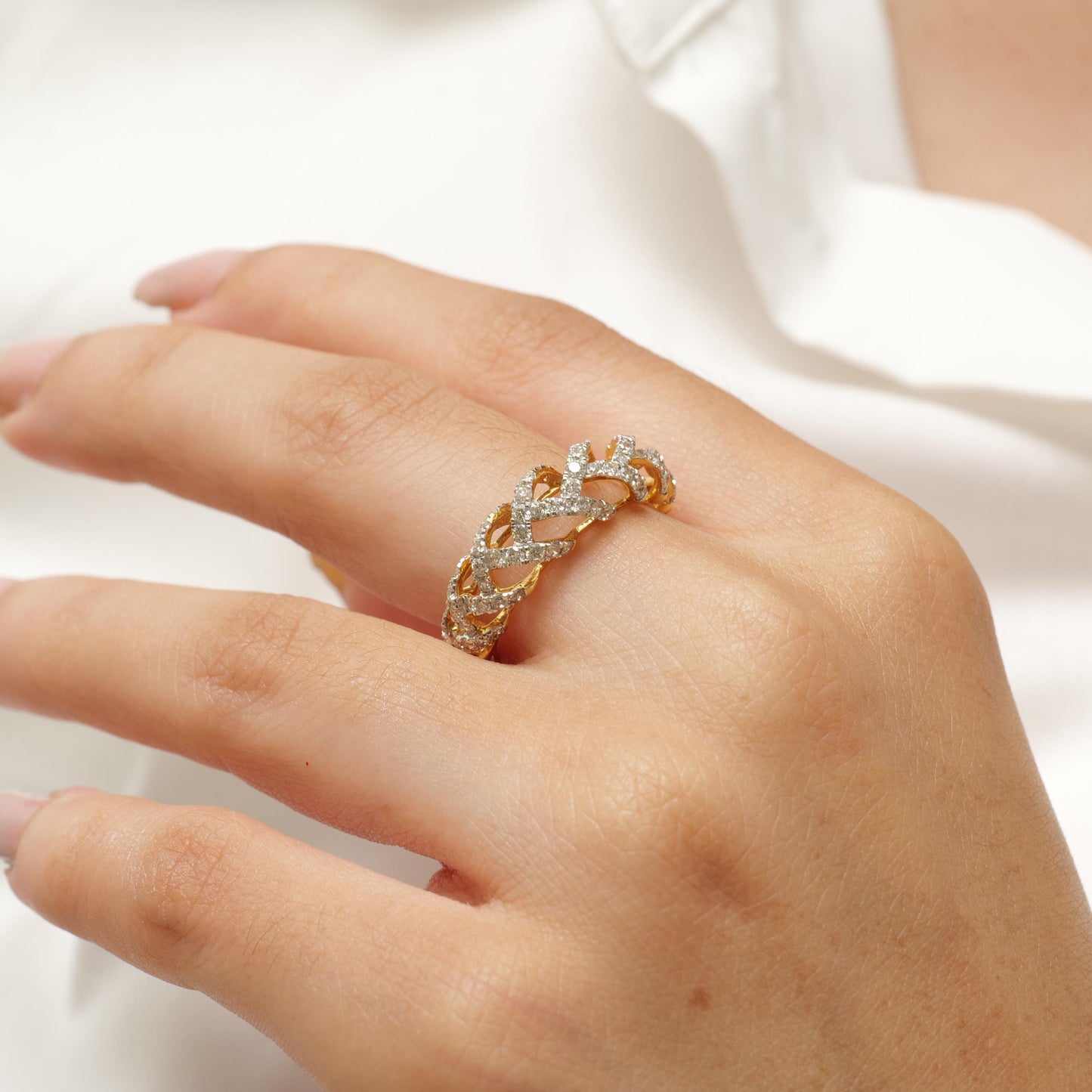 Weave Design Diamond Ring