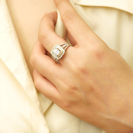Round Solitaire Halo Diamond Ring