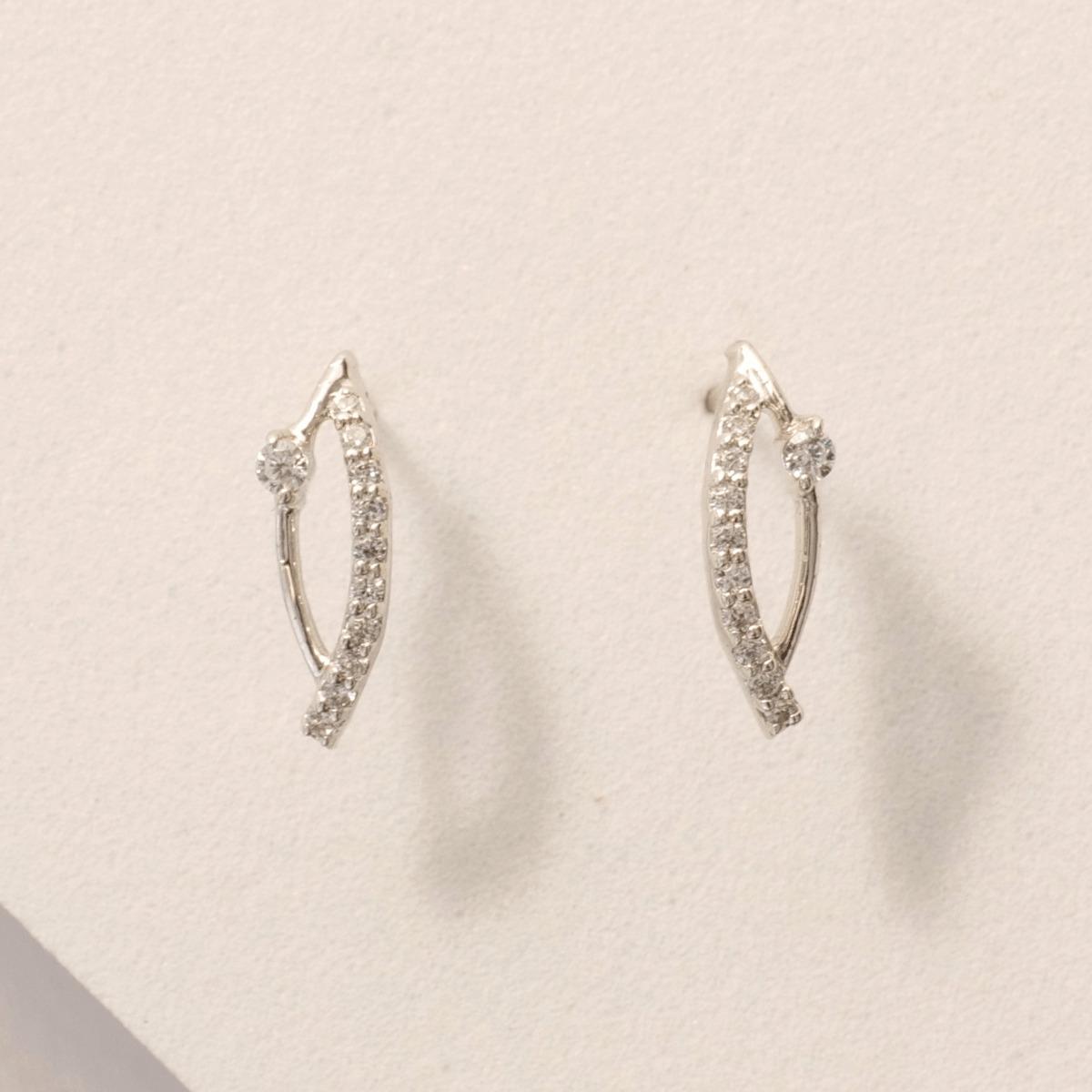 Leaf diamond Stud Earrings