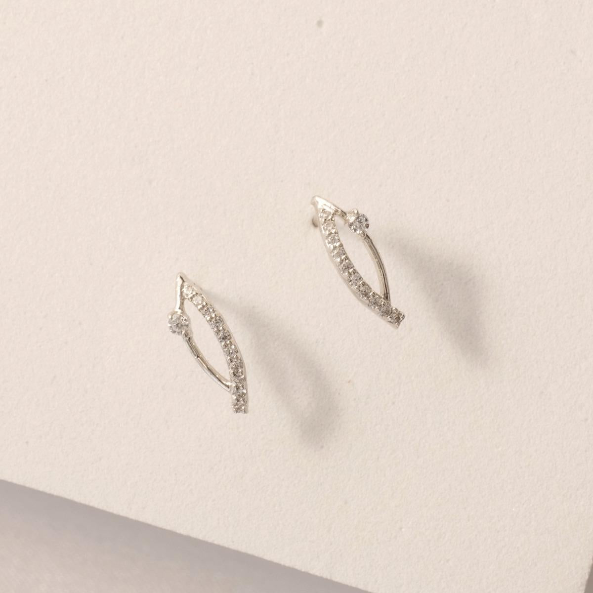 Leaf diamond Stud Earrings