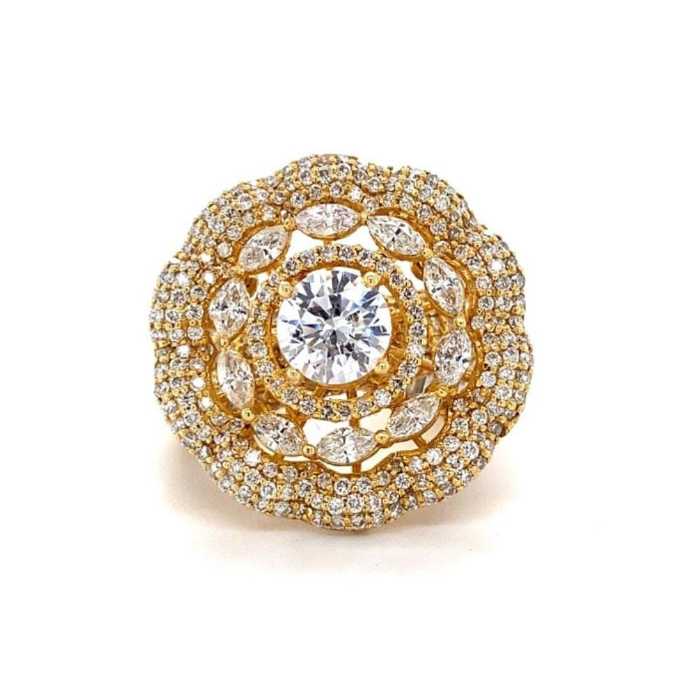 Flower Engagement Diamond Ring
