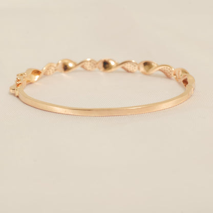 Wavy Natural Diamond Pave Cuff Bracelet