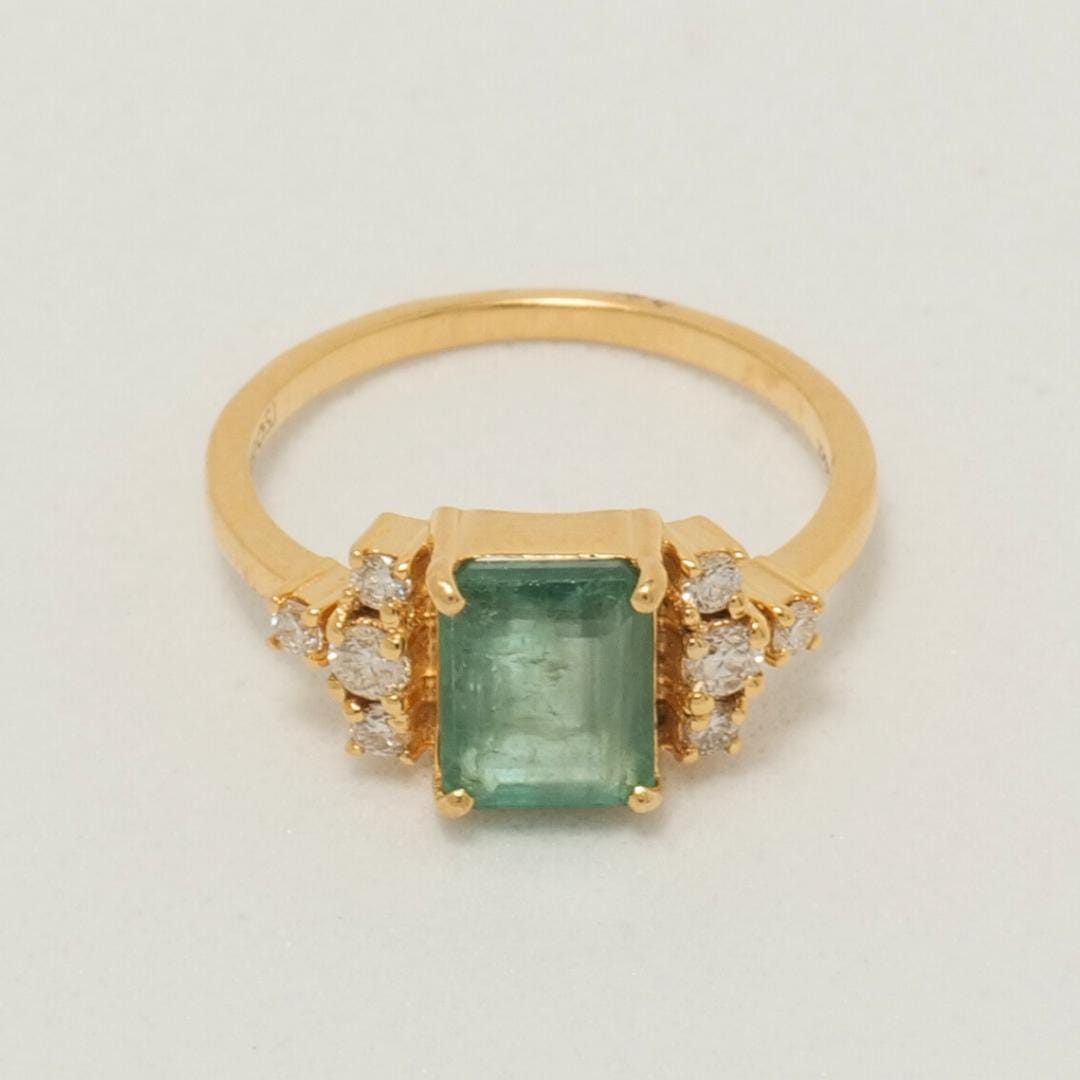 Natural Emerald Diamond Wedding Ring