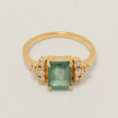 Natural Emerald Diamond Wedding Ring