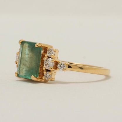 Natural Emerald Diamond Wedding Ring