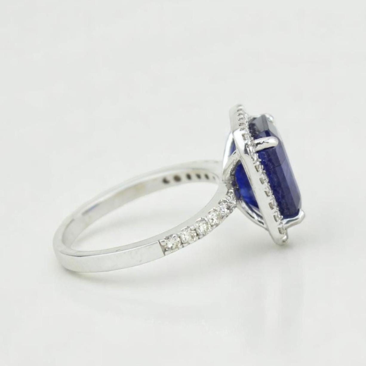 Blue Sapphire Halo Diamond Ring