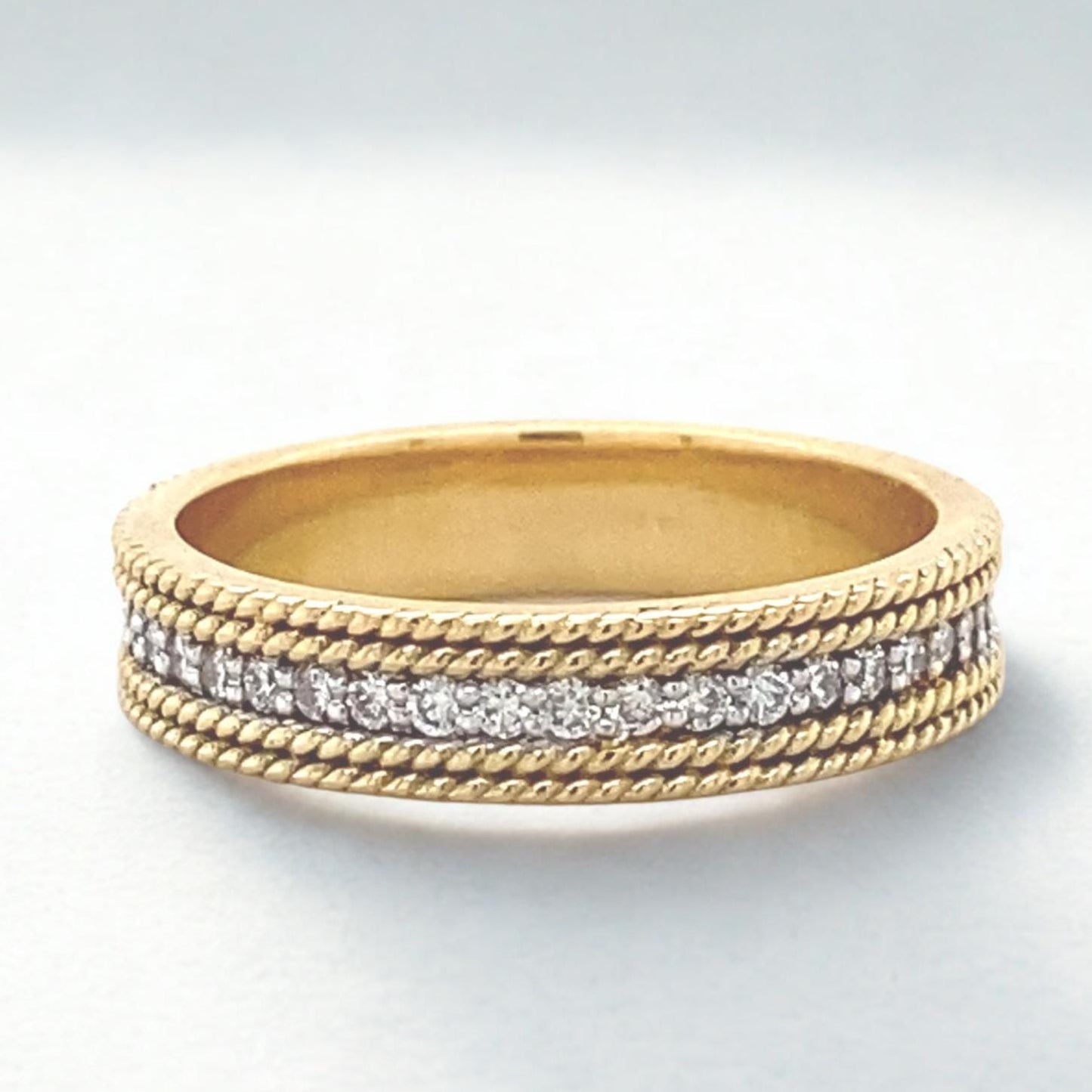 Round Diamond Band Ring