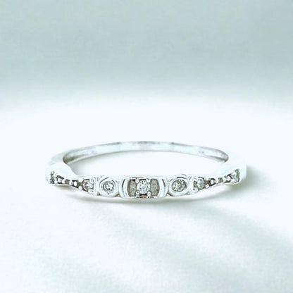 Dainty diamond Band Ring