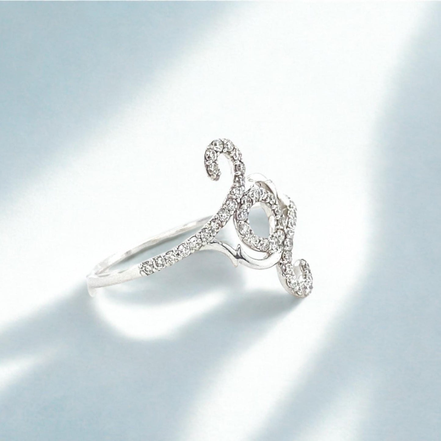 Floral And Vines Diamond Ring