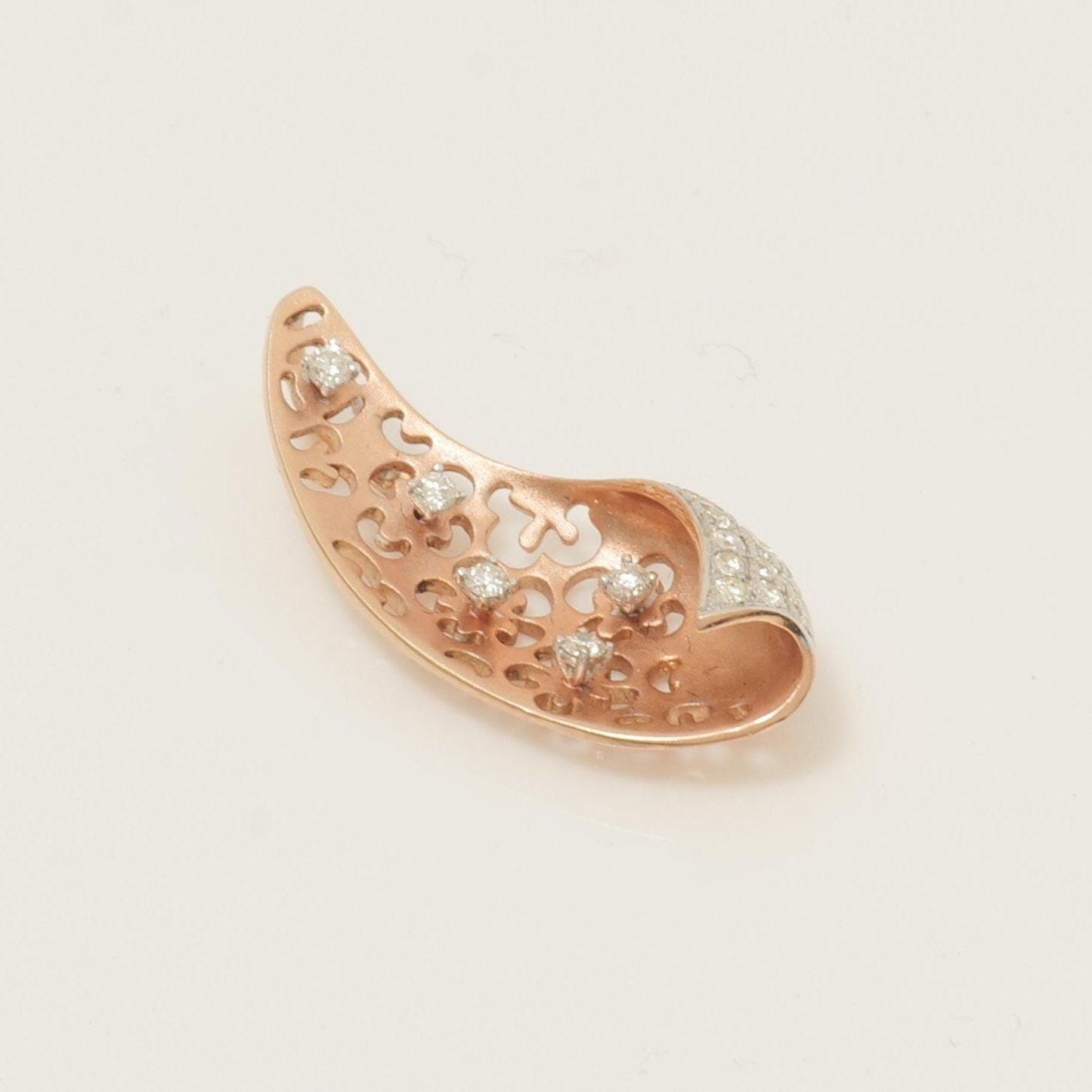Floral Filigree Natural Diamond Pendant