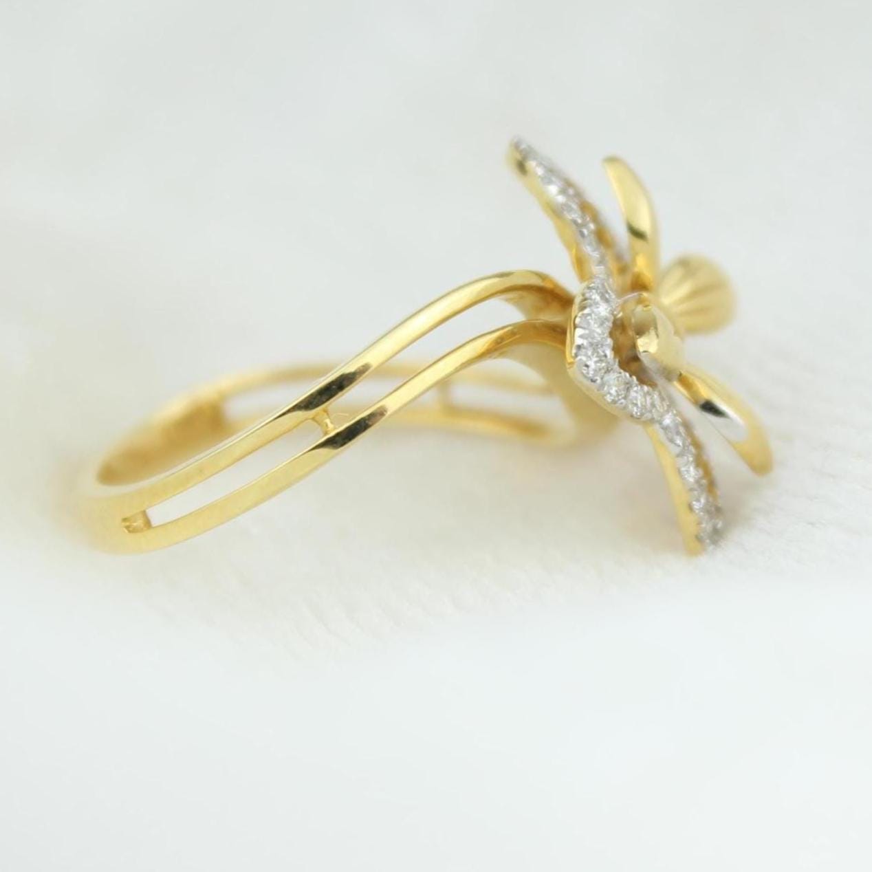 Butterfly Halo Natural Diamond Ring
