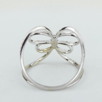 Butterfly Loop Natural Diamond Ring