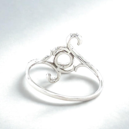 Floral And Vines Diamond Ring