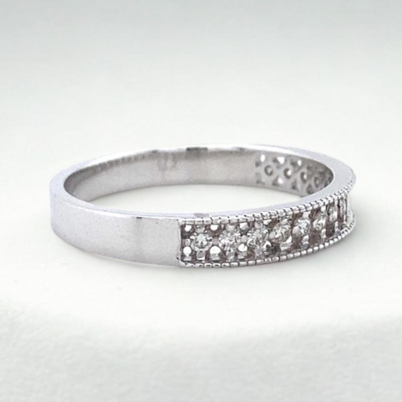 Round Diamond Eternity Band Ring