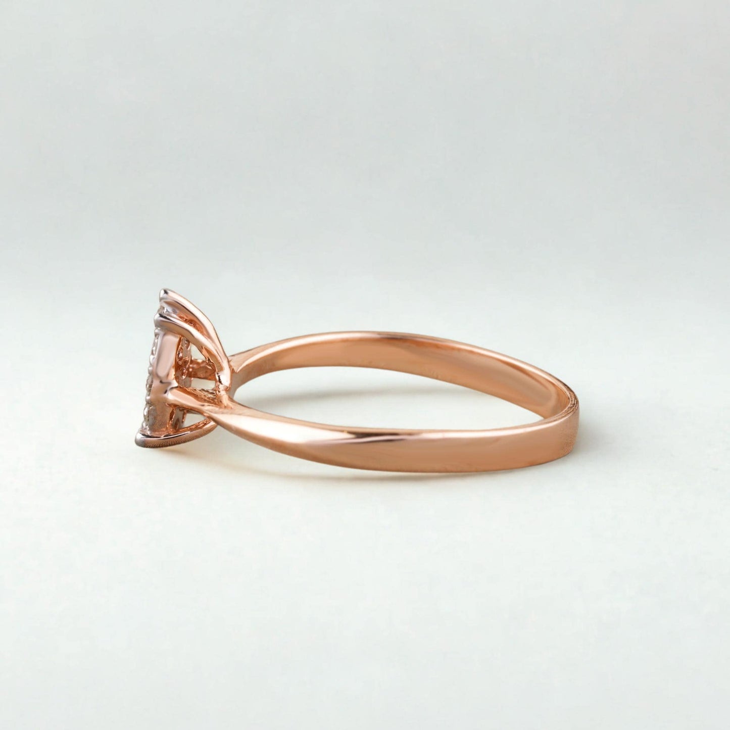 Teardrop Diamonds Ring