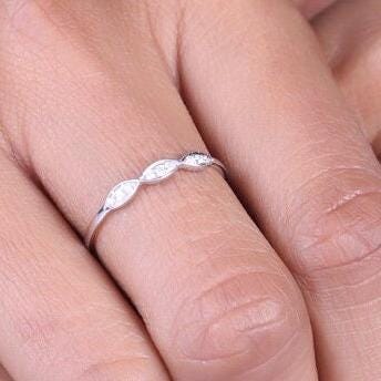 Wave Diamond Ring