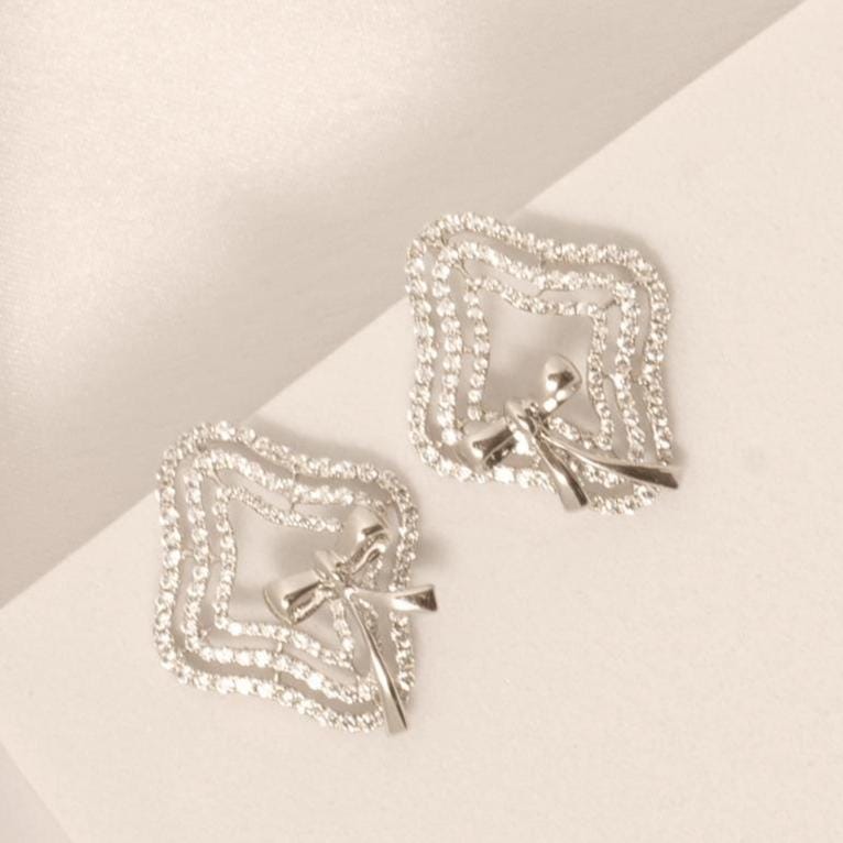 Bow Diamond Stud Earrings