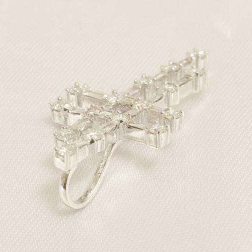 Cross Diamond Pendant Necklace