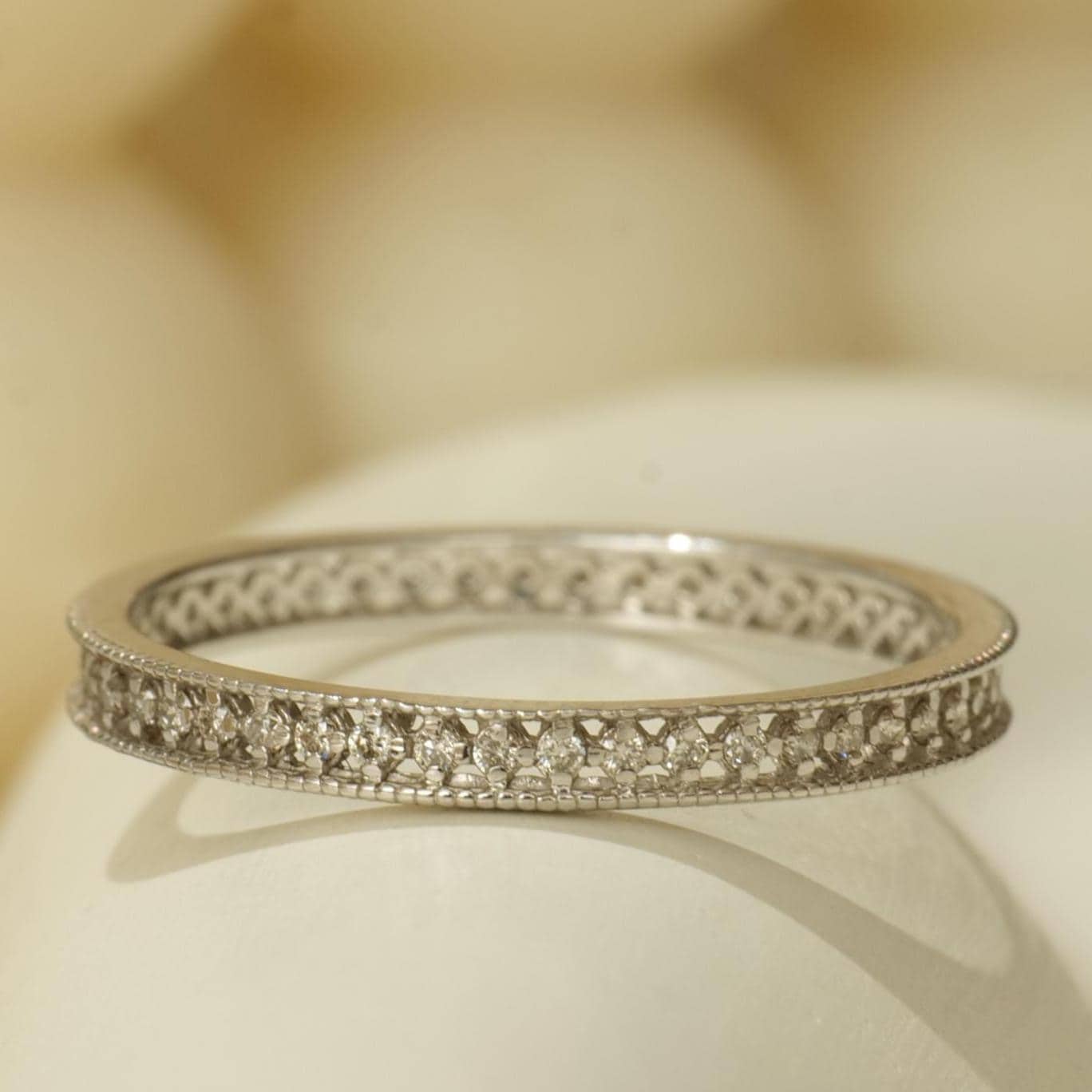 Round Diamond Band Ring