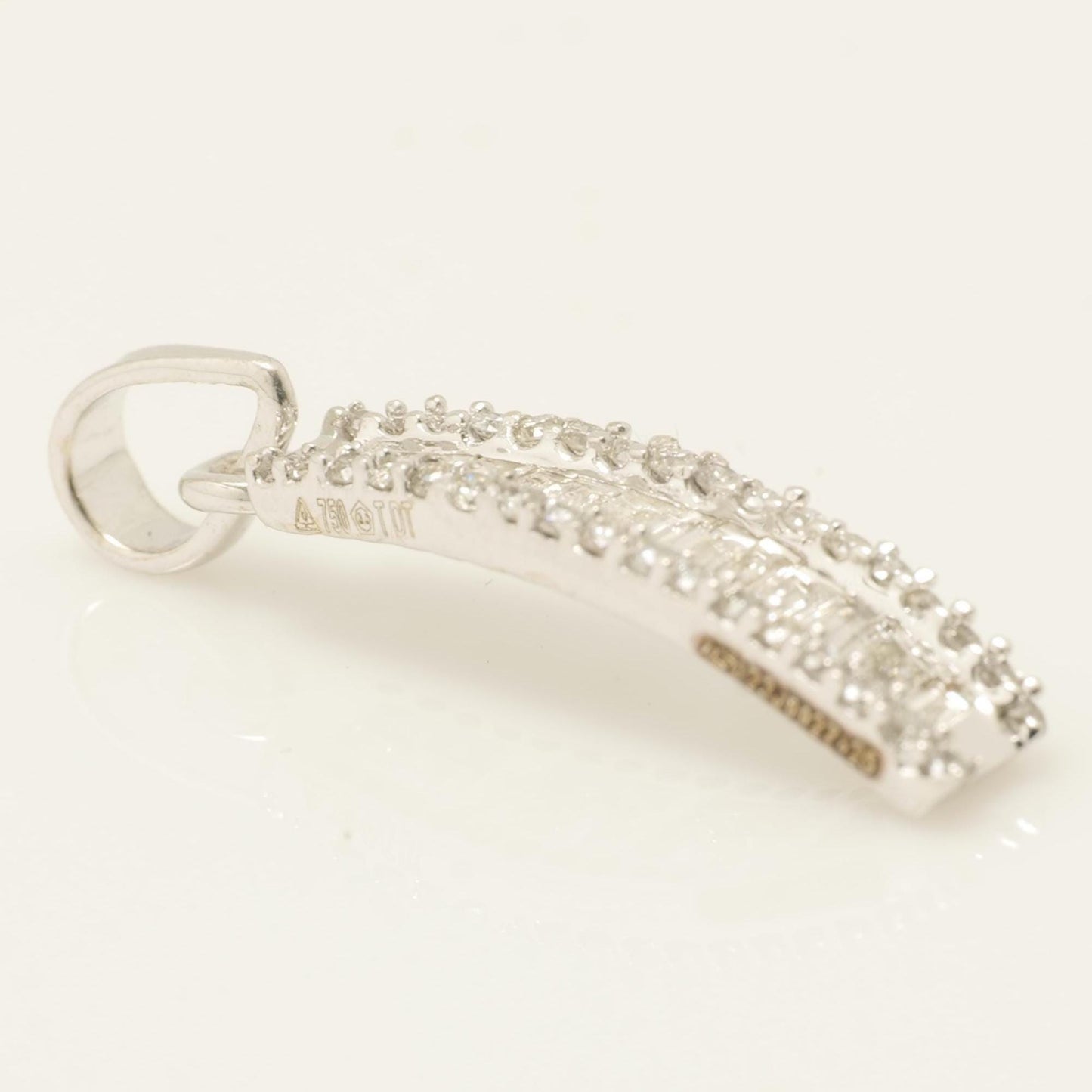 Bar Diamond Pendant