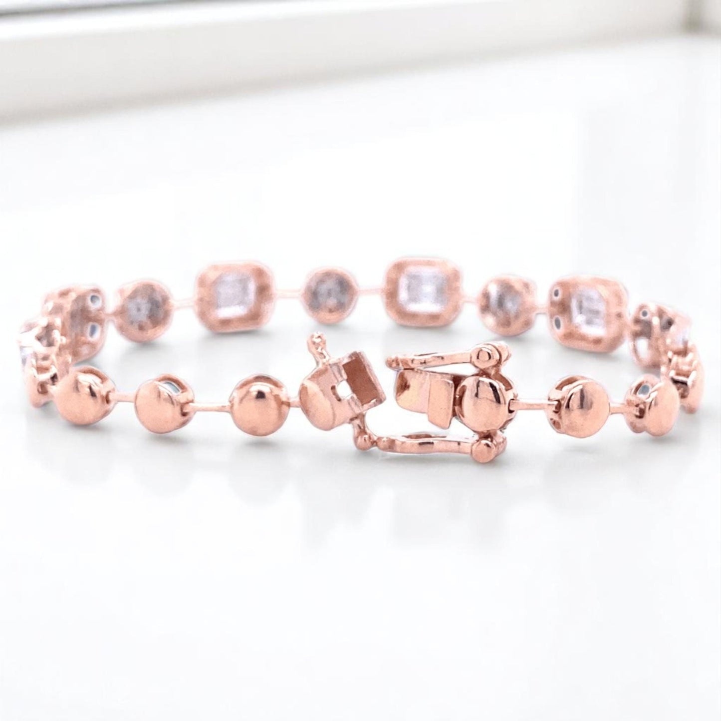 Geometric Halo Natural Diamond Stackable Tennis Bracelet
