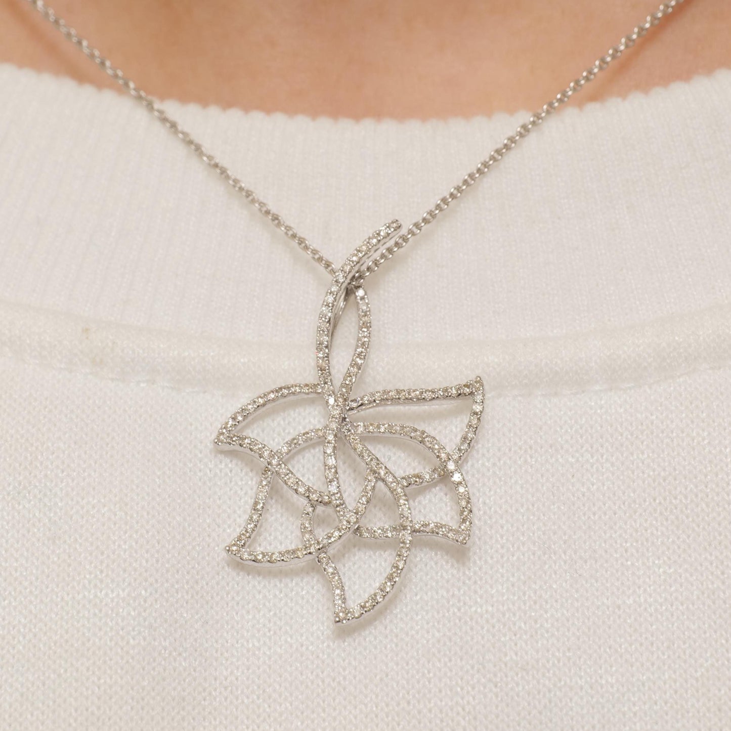 Floral Natural Diamond Openwork Pendant